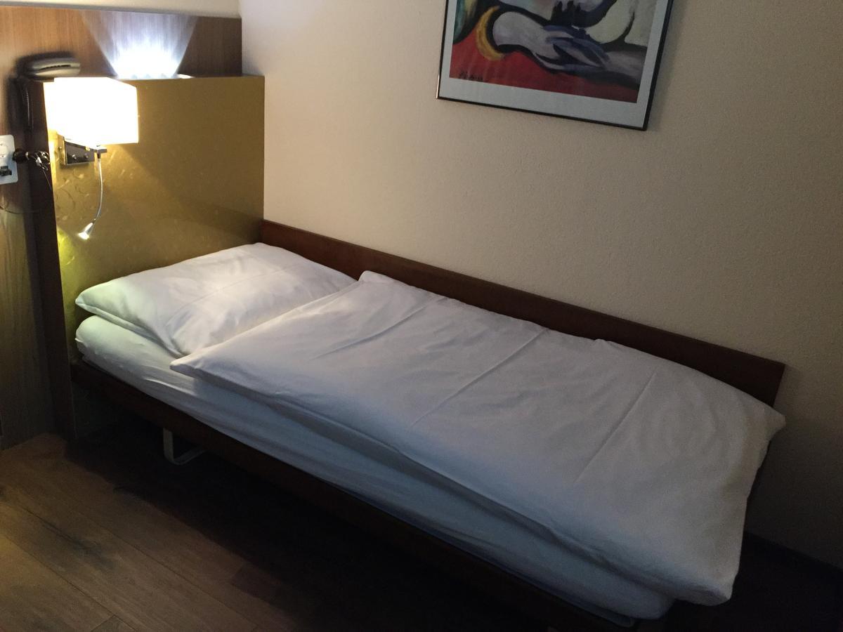 Zys Hotel Wettingen Ngoại thất bức ảnh
